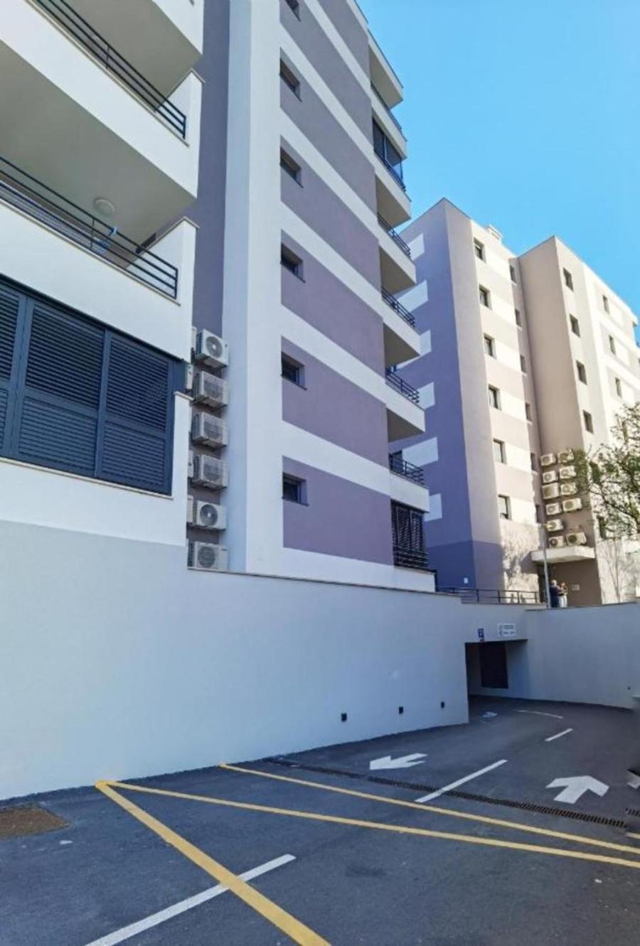 S'Akvarel 1 & 5 - Private Garage Appartement Split Buitenkant foto