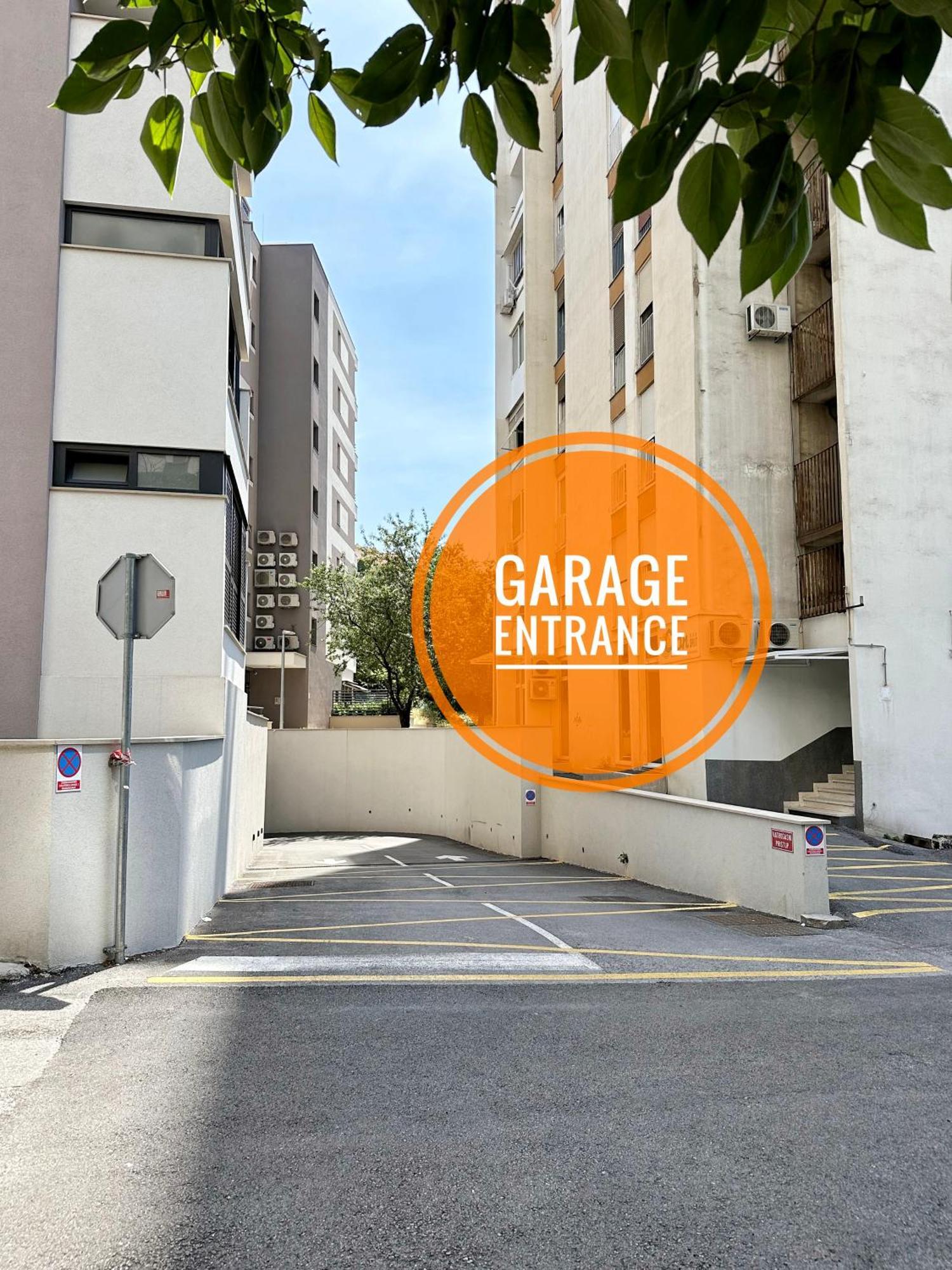 S'Akvarel 1 & 5 - Private Garage Appartement Split Buitenkant foto